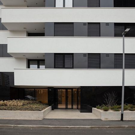 Luxury Haven In Zagreb Apartment ภายนอก รูปภาพ