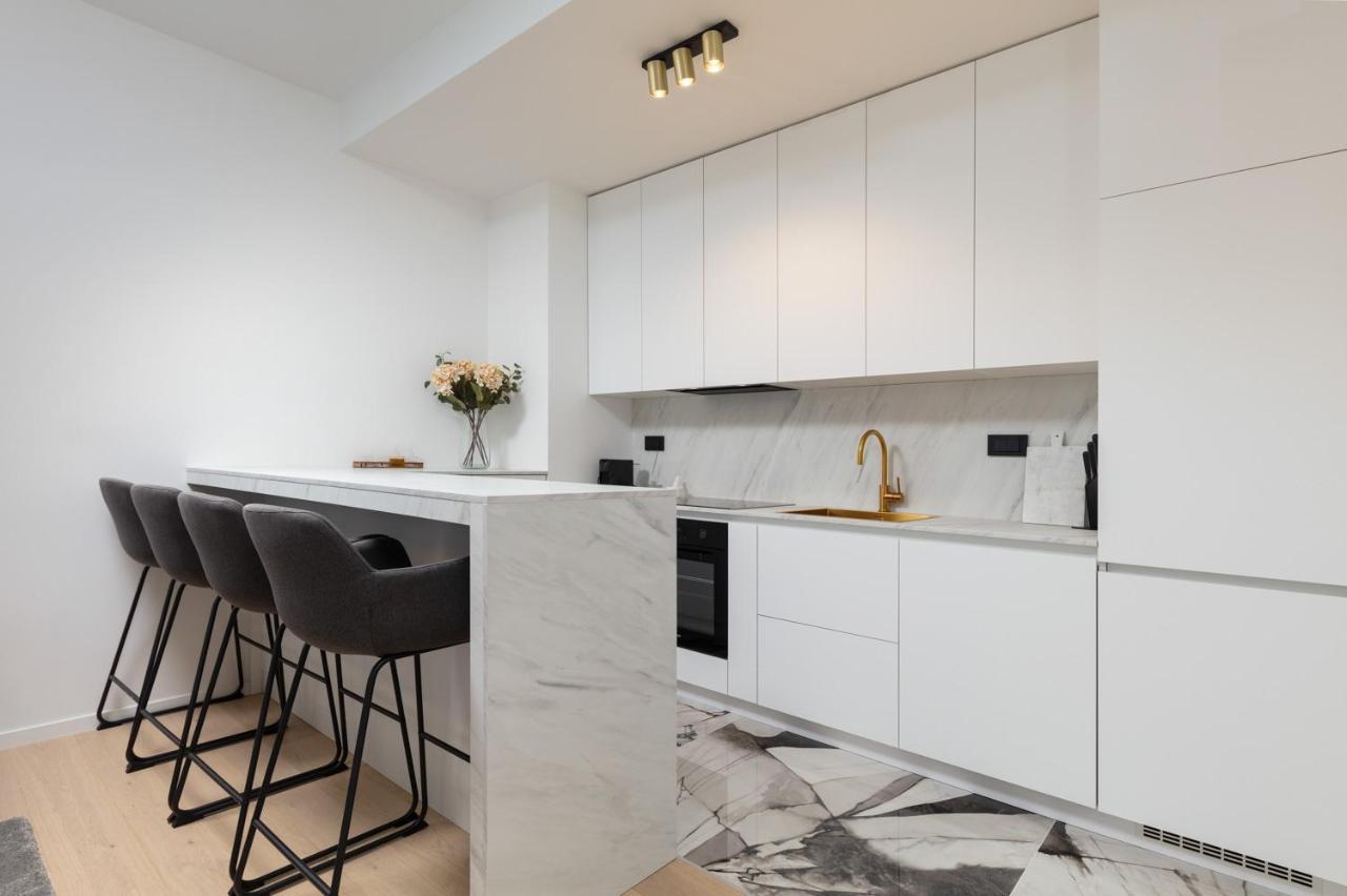 Luxury Haven In Zagreb Apartment ภายนอก รูปภาพ