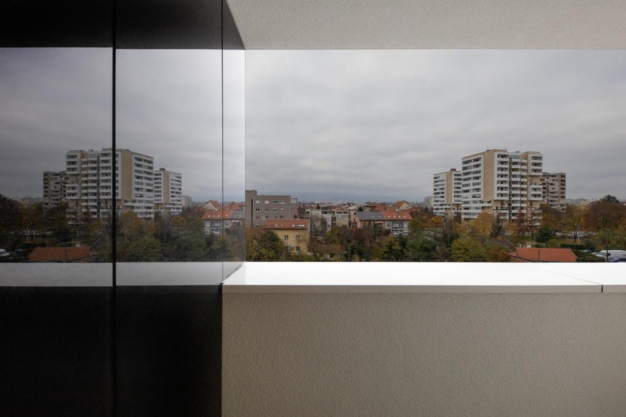 Luxury Haven In Zagreb Apartment ภายนอก รูปภาพ
